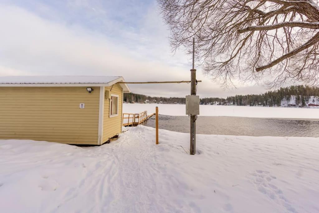 Valoisa Huoneisto Jossa Erinomaiset Vuoteet. 米凯利 外观 照片